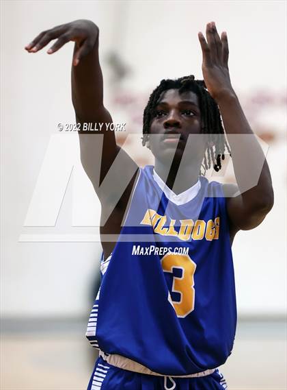 Thumbnail 1 in Grand Saline vs Chapel Hill photogallery.