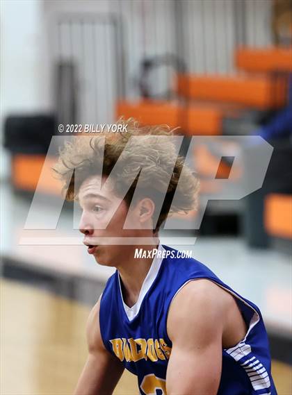 Thumbnail 1 in Grand Saline vs Chapel Hill photogallery.