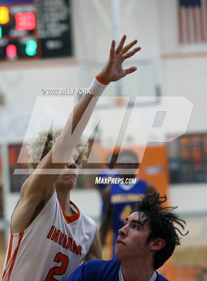 Thumbnail 3 in Grand Saline vs Chapel Hill photogallery.