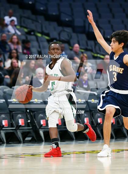 Thumbnail 3 in Frosh Elk Grove vs. El Camino (@ Golden 1 Center) photogallery.