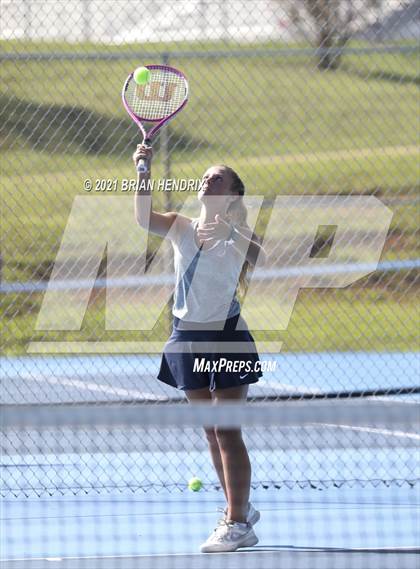 Thumbnail 1 in Alexander Central @ Foard photogallery.