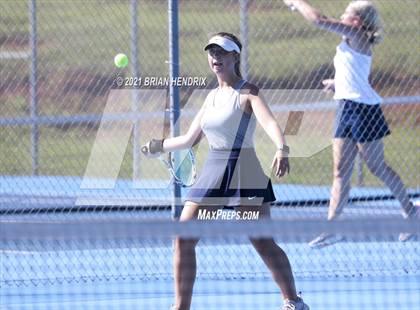 Thumbnail 1 in Alexander Central @ Foard photogallery.