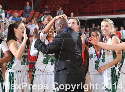 Thumbnail 1 in Myers Park vs. Southeast Raleigh (NCHSAA 4A Final) photogallery.