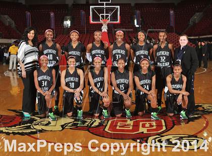 Thumbnail 3 in Myers Park vs. Southeast Raleigh (NCHSAA 4A Final) photogallery.