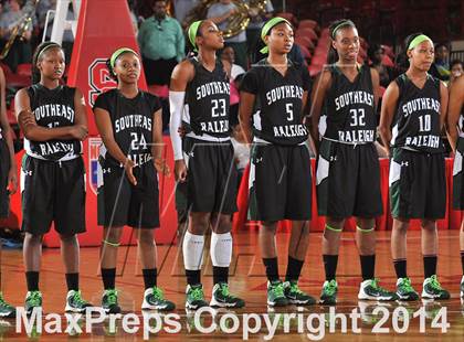 Thumbnail 3 in Myers Park vs. Southeast Raleigh (NCHSAA 4A Final) photogallery.