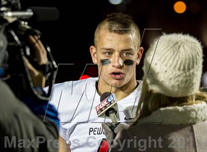 Thumbnail 1 in Elkhorn vs Pewaukee (WIAA D3 Round 1 Playoff) photogallery.