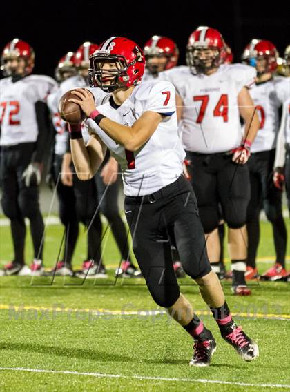 Thumbnail 1 in Elkhorn vs Pewaukee (WIAA D3 Round 1 Playoff) photogallery.