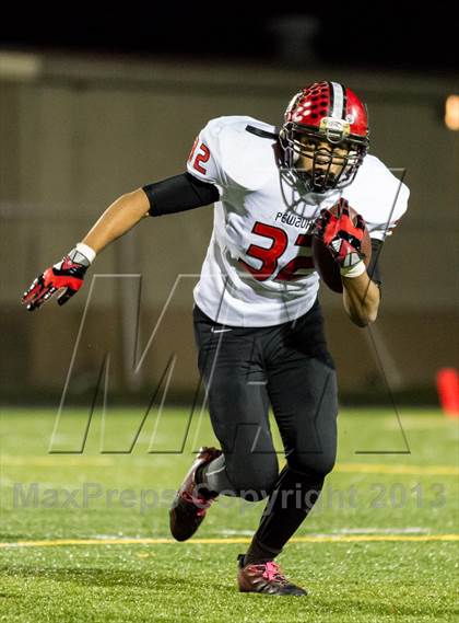 Thumbnail 2 in Elkhorn vs Pewaukee (WIAA D3 Round 1 Playoff) photogallery.