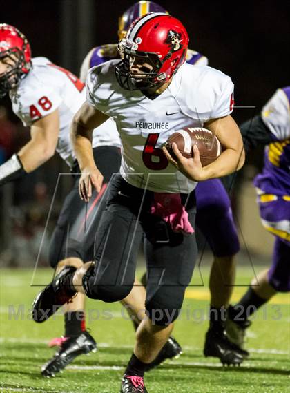 Thumbnail 1 in Elkhorn vs Pewaukee (WIAA D3 Round 1 Playoff) photogallery.