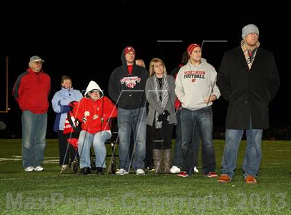 Thumbnail 3 in Elkhorn vs Pewaukee (WIAA D3 Round 1 Playoff) photogallery.