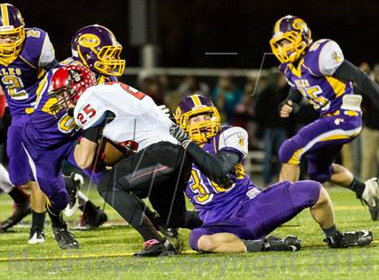 Thumbnail 2 in Elkhorn vs Pewaukee (WIAA D3 Round 1 Playoff) photogallery.