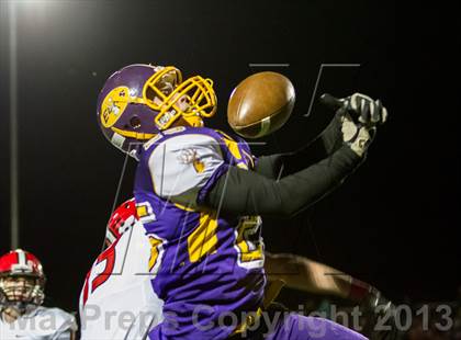 Thumbnail 3 in Elkhorn vs Pewaukee (WIAA D3 Round 1 Playoff) photogallery.