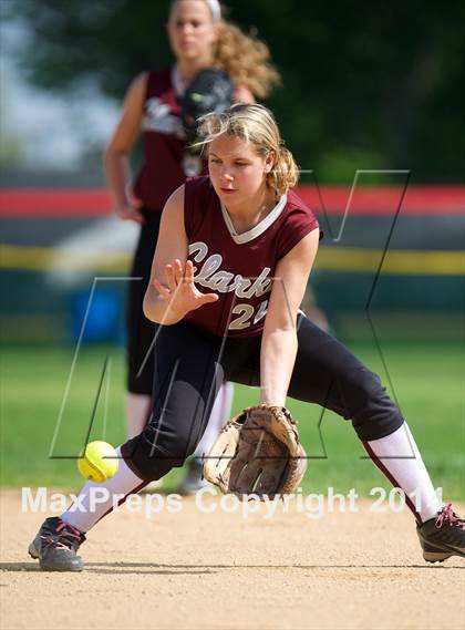 Thumbnail 3 in Clarke @ Island Trees (Section VIII Class A Semifinal) photogallery.
