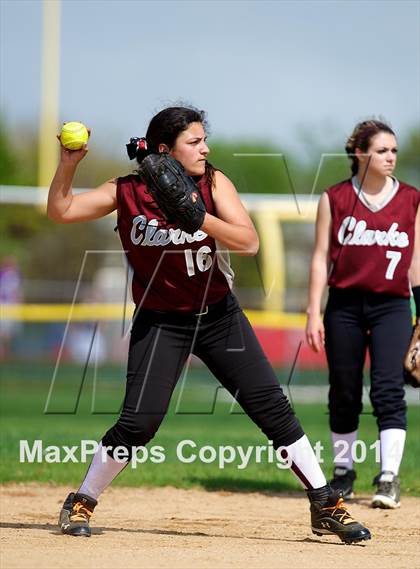Thumbnail 2 in Clarke @ Island Trees (Section VIII Class A Semifinal) photogallery.