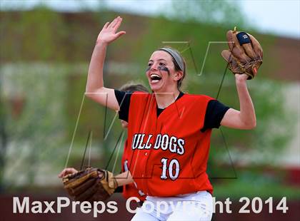 Thumbnail 2 in Clarke @ Island Trees (Section VIII Class A Semifinal) photogallery.