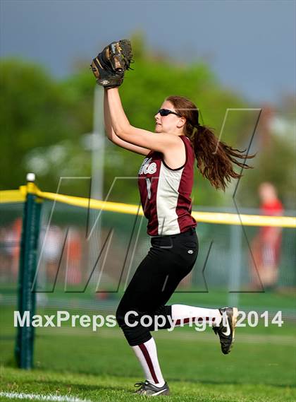 Thumbnail 3 in Clarke @ Island Trees (Section VIII Class A Semifinal) photogallery.