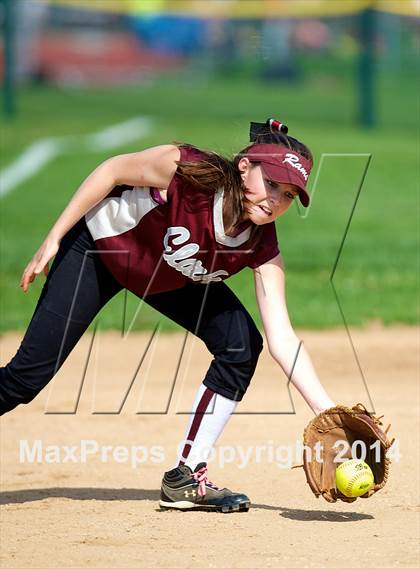 Thumbnail 3 in Clarke @ Island Trees (Section VIII Class A Semifinal) photogallery.