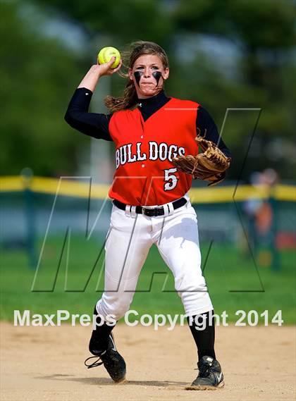 Thumbnail 2 in Clarke @ Island Trees (Section VIII Class A Semifinal) photogallery.