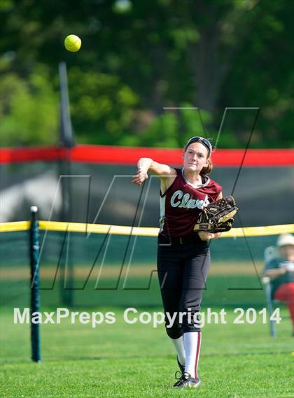 Thumbnail 2 in Clarke @ Island Trees (Section VIII Class A Semifinal) photogallery.