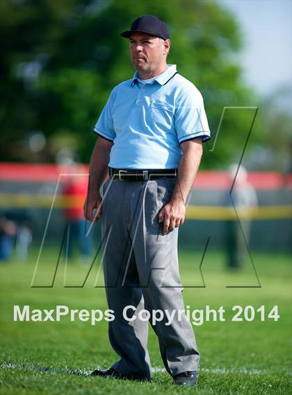 Thumbnail 3 in Clarke @ Island Trees (Section VIII Class A Semifinal) photogallery.