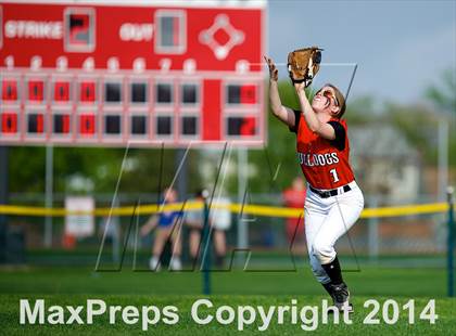 Thumbnail 2 in Clarke @ Island Trees (Section VIII Class A Semifinal) photogallery.