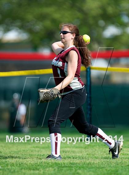 Thumbnail 2 in Clarke @ Island Trees (Section VIII Class A Semifinal) photogallery.