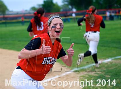 Thumbnail 1 in Clarke @ Island Trees (Section VIII Class A Semifinal) photogallery.
