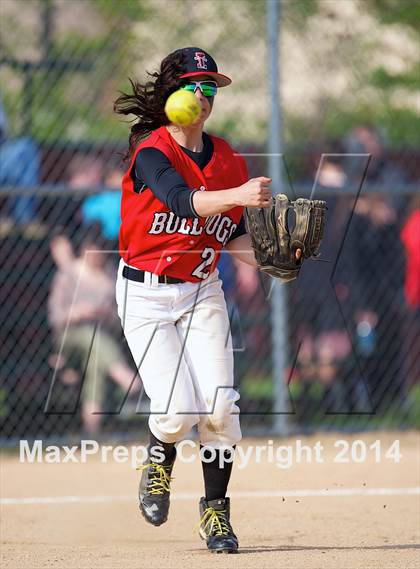 Thumbnail 3 in Clarke @ Island Trees (Section VIII Class A Semifinal) photogallery.