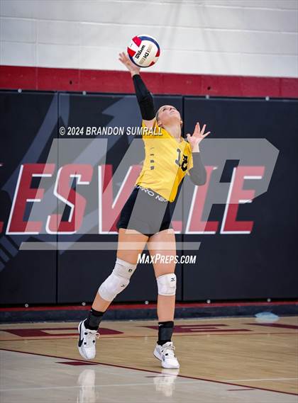 Thumbnail 1 in Isabella vs Jemison (Chilton County Tournament) photogallery.