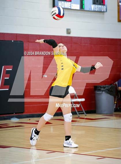 Thumbnail 3 in Isabella vs Jemison (Chilton County Tournament) photogallery.
