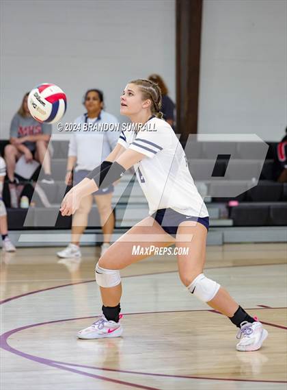 Thumbnail 1 in Isabella vs Jemison (Chilton County Tournament) photogallery.