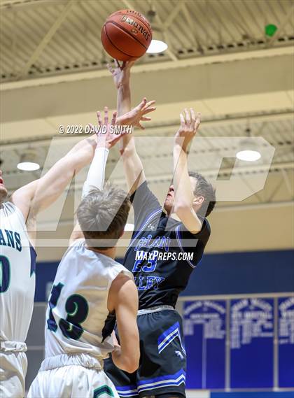 Thumbnail 2 in Grain Valley vs St. Michael the Archangel - Sonic Showdown photogallery.