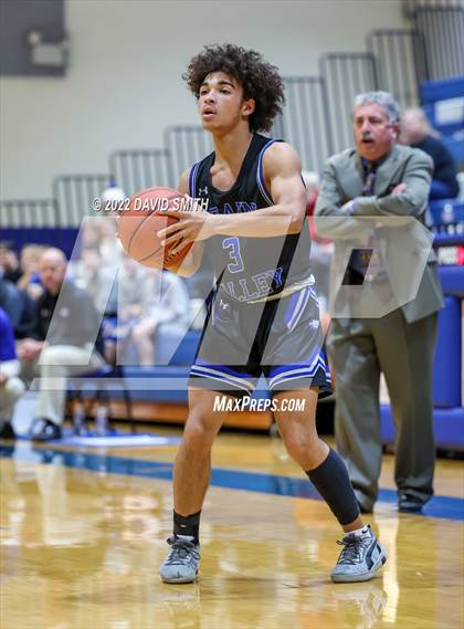 Thumbnail 3 in Grain Valley vs St. Michael the Archangel - Sonic Showdown photogallery.