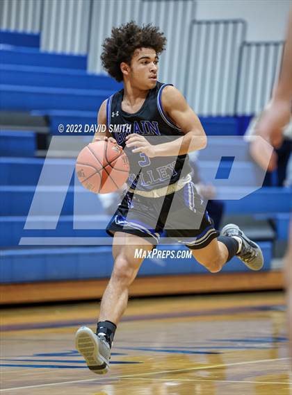 Thumbnail 2 in Grain Valley vs St. Michael the Archangel - Sonic Showdown photogallery.