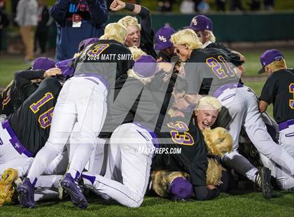 Thumbnail 3 in Lehi vs. Corner Canyon (UHSAA 6A Final - Game 3) photogallery.