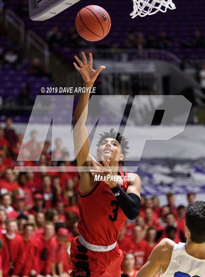 Thumbnail 2 in Pleasant Grove vs. American Fork (UHSAA 6A Final) photogallery.