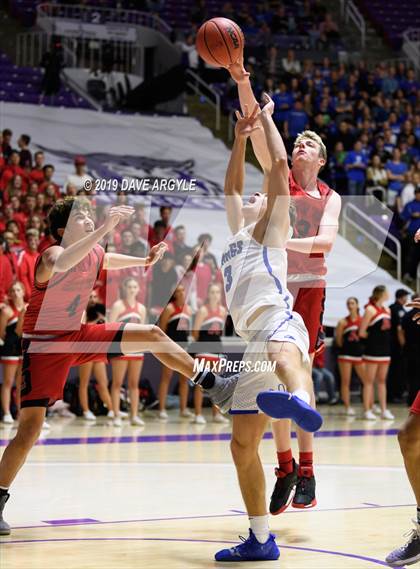 Thumbnail 3 in Pleasant Grove vs. American Fork (UHSAA 6A Final) photogallery.