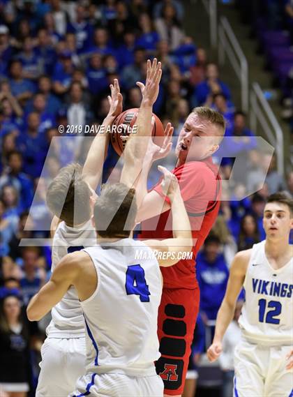 Thumbnail 2 in Pleasant Grove vs. American Fork (UHSAA 6A Final) photogallery.