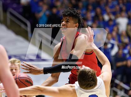 Thumbnail 1 in Pleasant Grove vs. American Fork (UHSAA 6A Final) photogallery.
