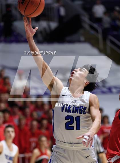 Thumbnail 3 in Pleasant Grove vs. American Fork (UHSAA 6A Final) photogallery.