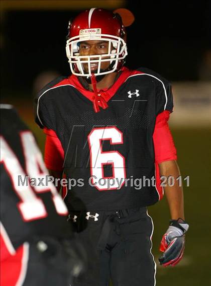 Thumbnail 1 in Long Beach Poly @ Lakewood photogallery.