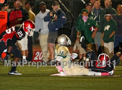 Thumbnail 3 in Long Beach Poly @ Lakewood photogallery.