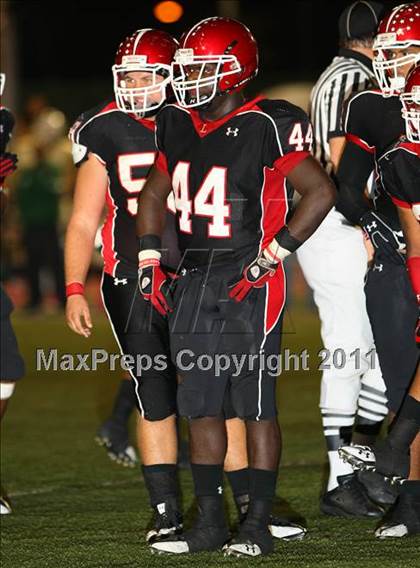 Thumbnail 2 in Long Beach Poly @ Lakewood photogallery.