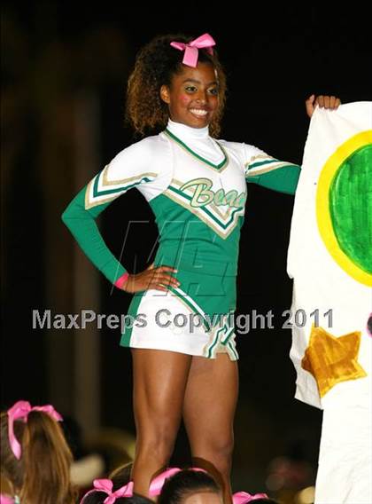 Thumbnail 3 in Long Beach Poly @ Lakewood photogallery.