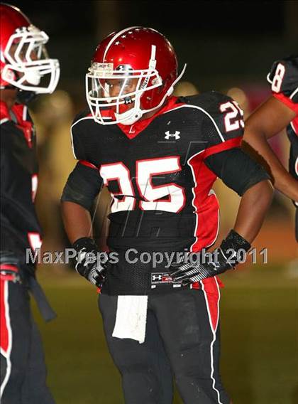 Thumbnail 3 in Long Beach Poly @ Lakewood photogallery.