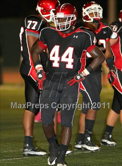 Thumbnail 1 in Long Beach Poly @ Lakewood photogallery.