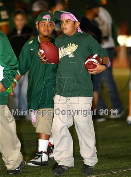 Thumbnail 2 in Long Beach Poly @ Lakewood photogallery.