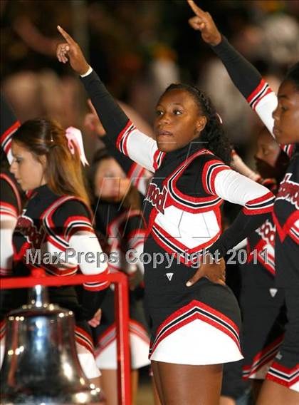 Thumbnail 2 in Long Beach Poly @ Lakewood photogallery.