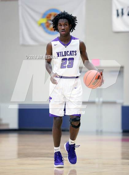 Thumbnail 2 in Ridge Point vs. Angleton (McDonald's Texas Invitational) photogallery.