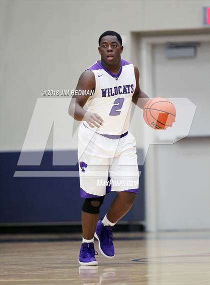Thumbnail 3 in Ridge Point vs. Angleton (McDonald's Texas Invitational) photogallery.